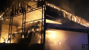 O víkendu hasiči bojovali s požáry