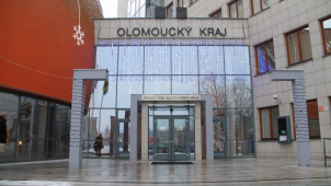 Jednání ve třech začalo, sešli se Piráti a STAN s ODS i Spojenci