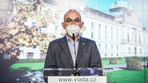 Vláda 3. prosince otevře obchody, restaurace i služby