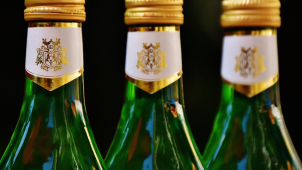 Chamtivý vinař zamířil z obchodu přímo na záchytku