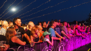 David Koller rozezpíval Vinaře na Šantovce! Podívejte se na fotky