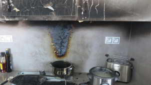 V bytě v ulici Na Letné hořela digestoř