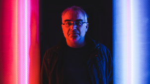 Světelná spirála Pavla Korbičky v Telegraph Gallery