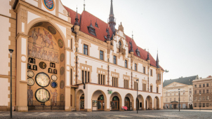 Den vítězství v Olomouci decentně a s bohoslužbou