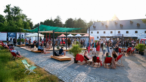 Divadlo Tramtarie zahraje opět pod širým nebem