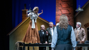 Loučí se Evžen Oněgin, strýc Pepin i Orfeus z operety