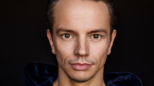 Na Hanou míří Alle Farben. Připomeňme si hity světové DJ hvězdy