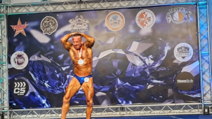 Kulturista Patrik Šerý začal sezonou zlatou medailí