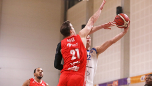 Basketbalisté BK Olomouc těsně prohráli s Pardubicemi