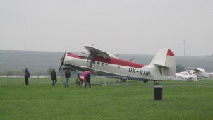 Déšť byl proti, pořadatelé ale Letecký den zvládli