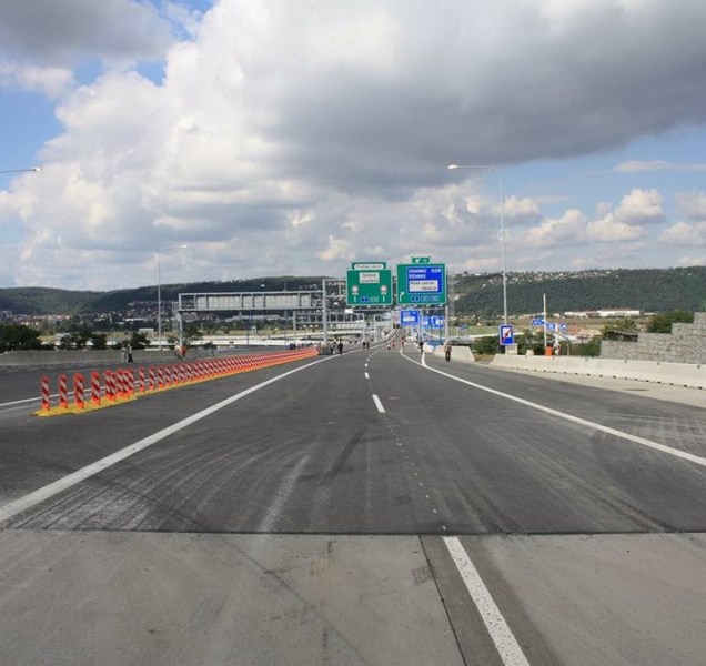 Stavbě poslednímu úseku dálnice D1 nestojí nic v cestě