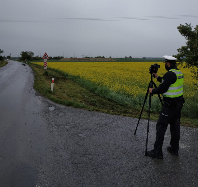 Policie chytala piráty silnic