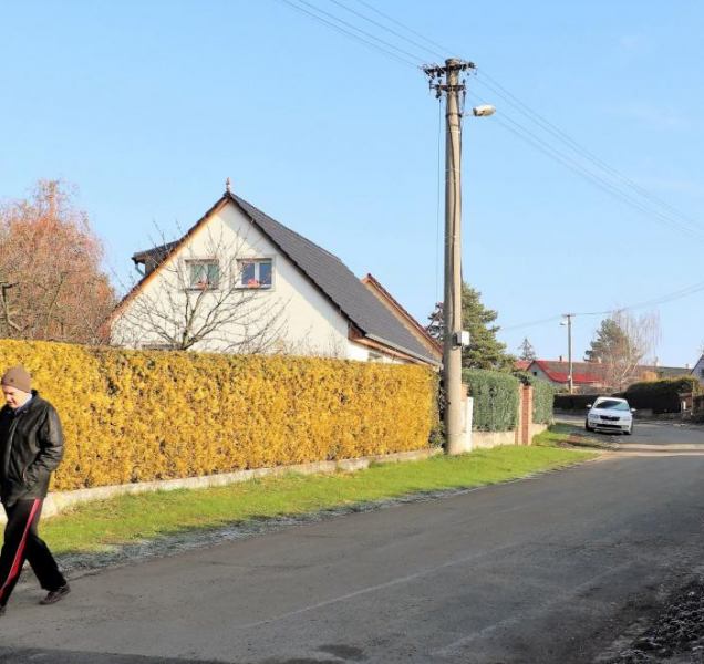 Masivní betonové sloupy veřejného osvětlení se stanou minulostí