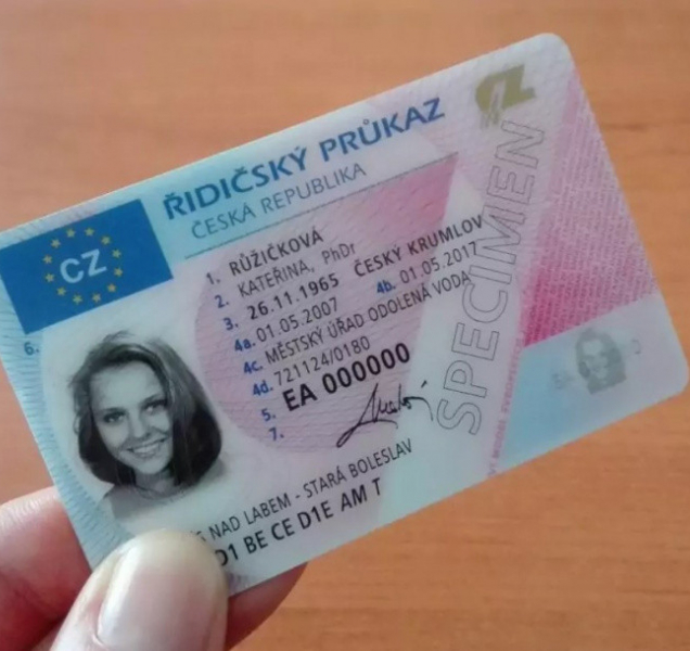 Platnost řidičáků se díky nouzovému stavu automaticky prodlužuje