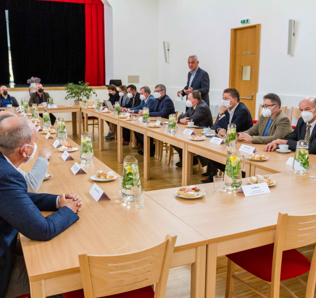 Radní se setkali se zástupci podnikatelů, obcí i neziskovek