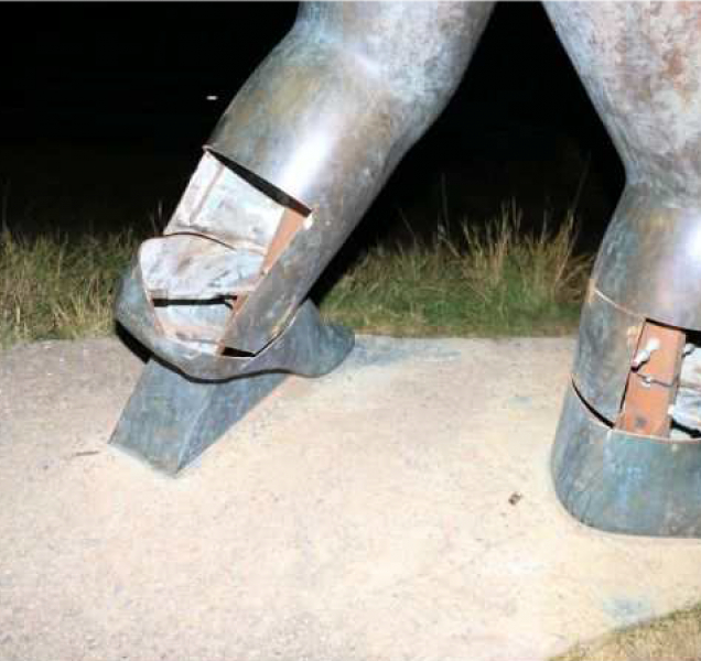 Sv. Kryštof už nehlídá obchvat Olomouce, zloděj mu rozřezal nohy