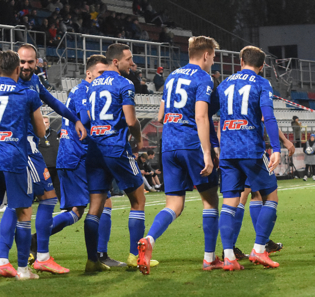 16. kolo: Sigma jede do Prahy, na Pardubice