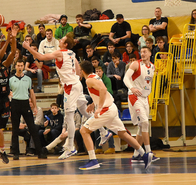 BK REDSTONE hraje doma proti Královským Sokolům