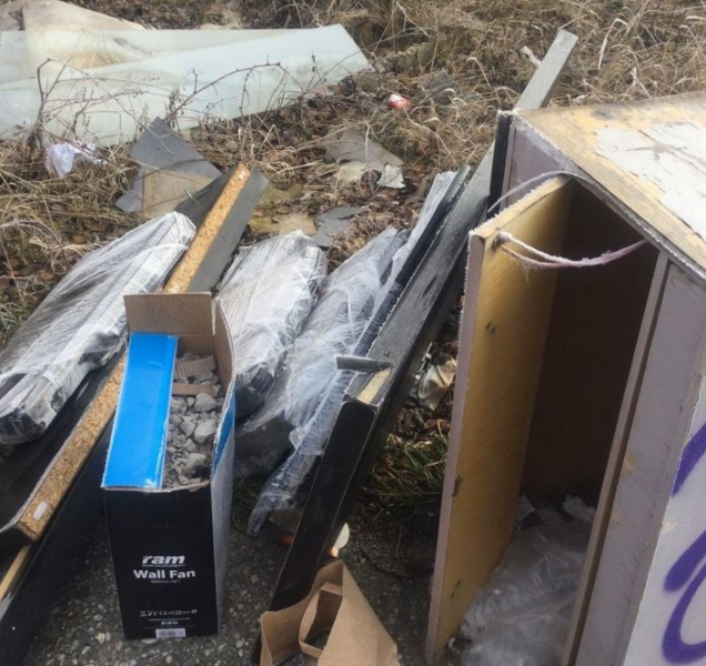 Strážníci řešili další dvě černé skládky na území Olomouce