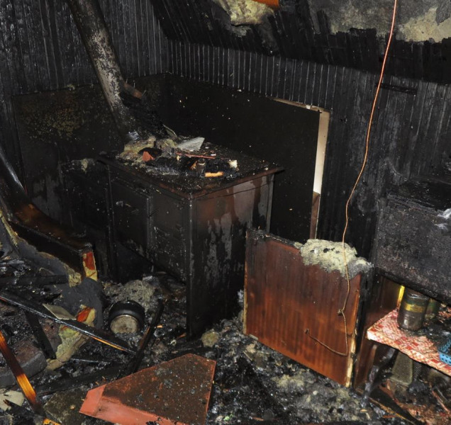 Požár chaty v Těšíkově skončil tragicky