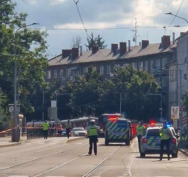 Řidič tramvaje čelí obvinění, že zavinil smrt stařenky