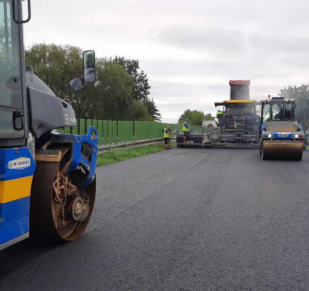 Na hlavních tazích z Olomouce čekejte kolony