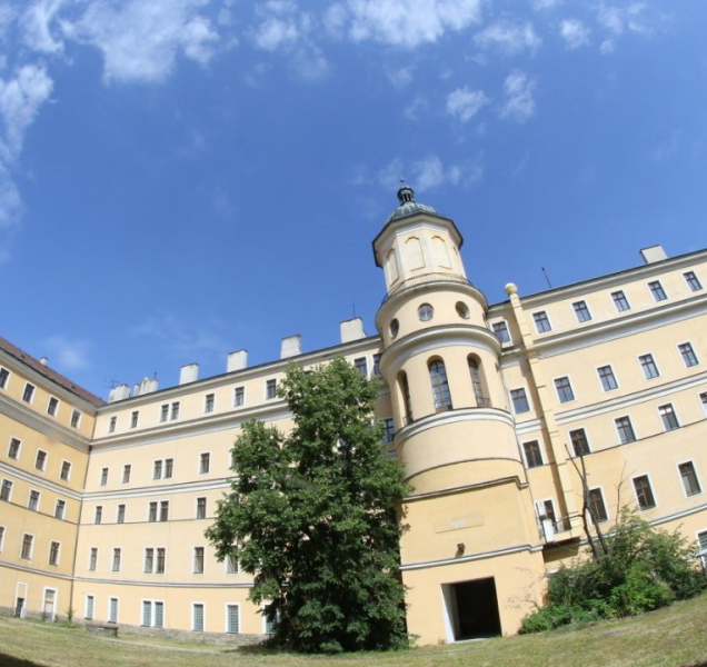 Nebudou nakonec Hanácká kasárna chybět městu?