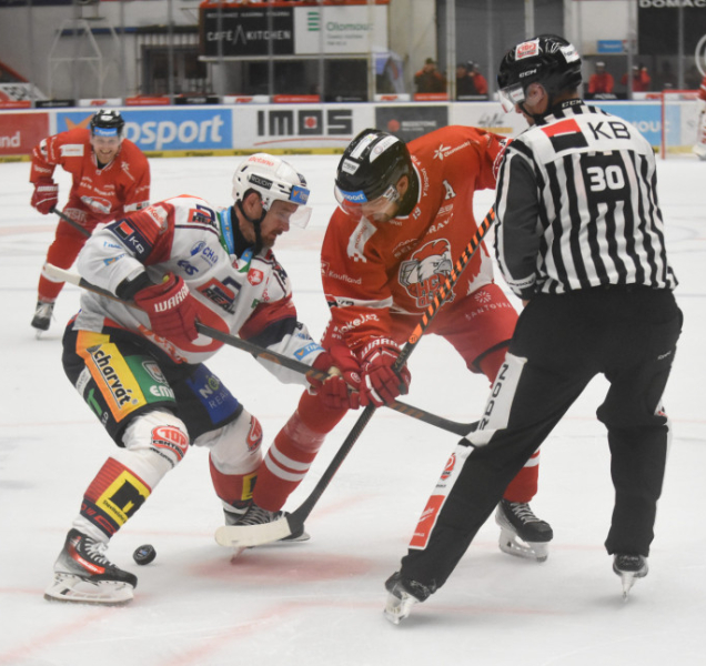 Hokejisté HC Olomouc padli v Litvínově