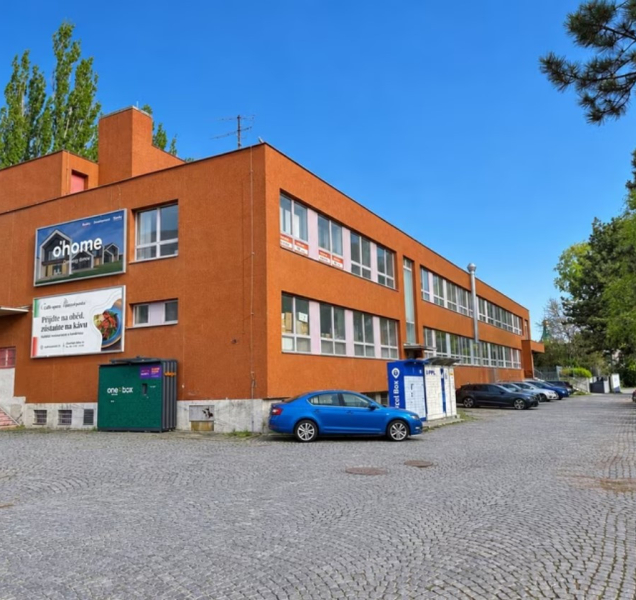 Dům Družby na Černé cestě nahradí byty, obchody a služby