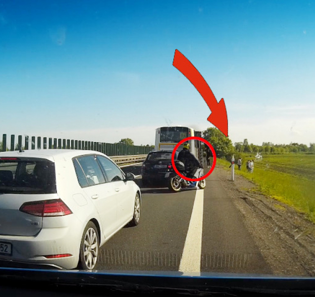 Jen sekundy dělily školní autobus od tragédie