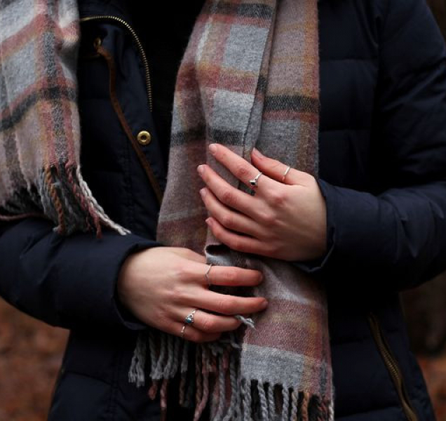 Zloději kradli bundy, připravovali se na zimu