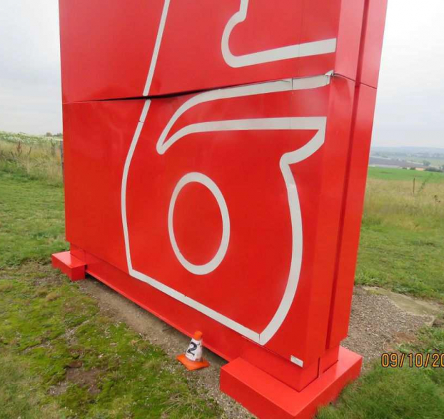 Policie hledá svědky nehody z dálnice