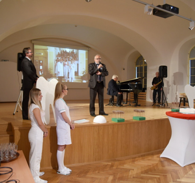 Olomoucká fakultní nemocnice ví, jak na zubní kaz