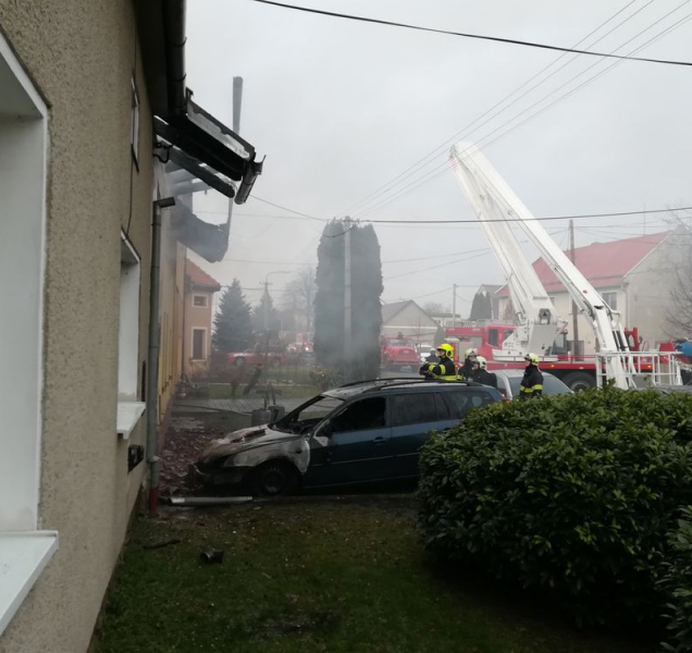 V Lobodicích na Přerovsku hořel rodinný dům