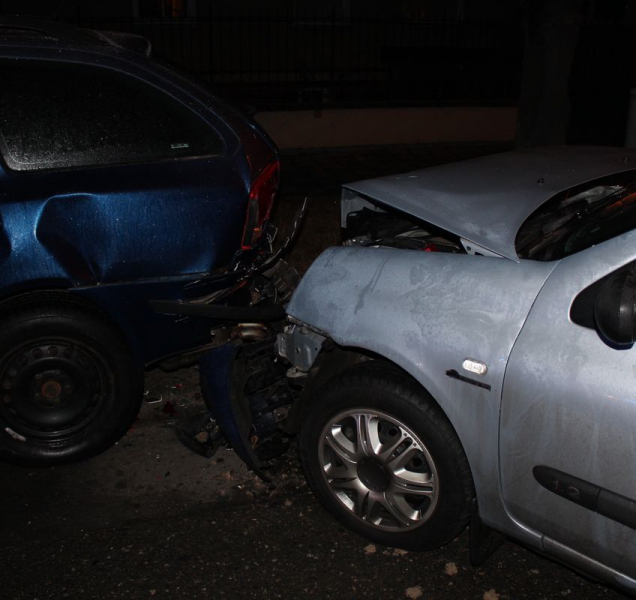 Opilý řidič naboural v Olomouci několik aut