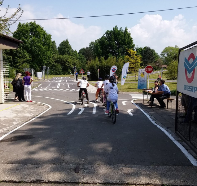 Peníze z krajského rozpočtu pomohou obnově dopravních hřišť