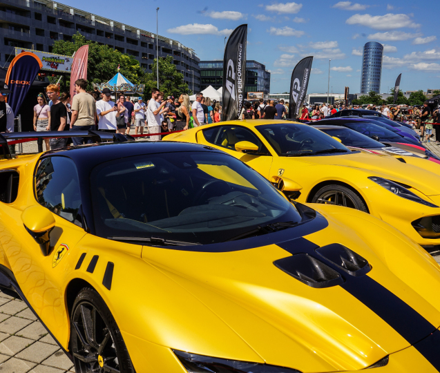 Do Olomouce se chystají krásné luxusní sporťáky