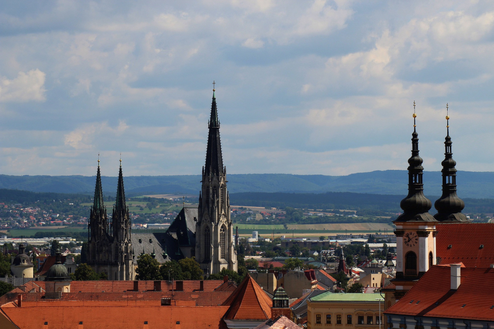 Chceme lidem byty převést, říká olomoucký primátor. Pomůže zákon?