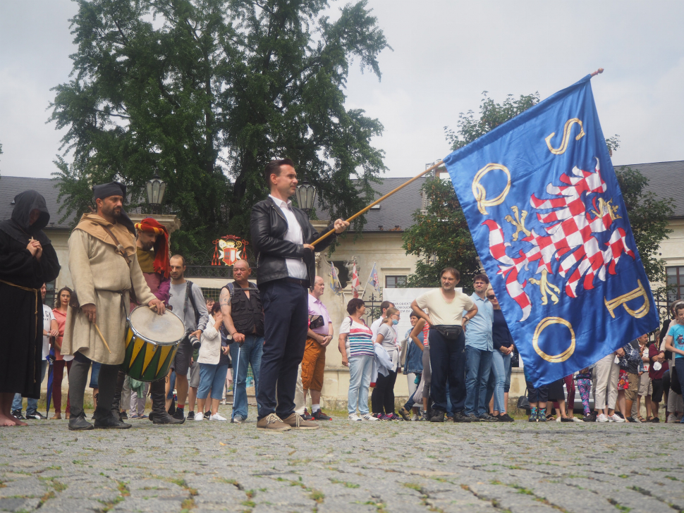 Průvod Olomoucí připomněl 715 let od vraždy Václava III.