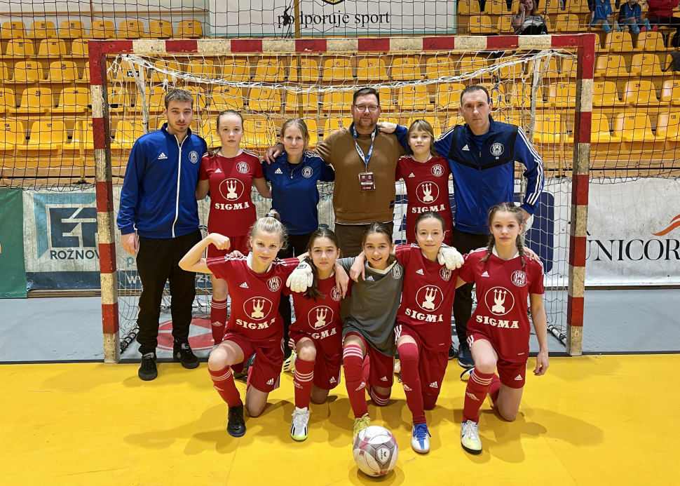 Žákyně SK Sigma U 13 hrály turnaj v Zubří