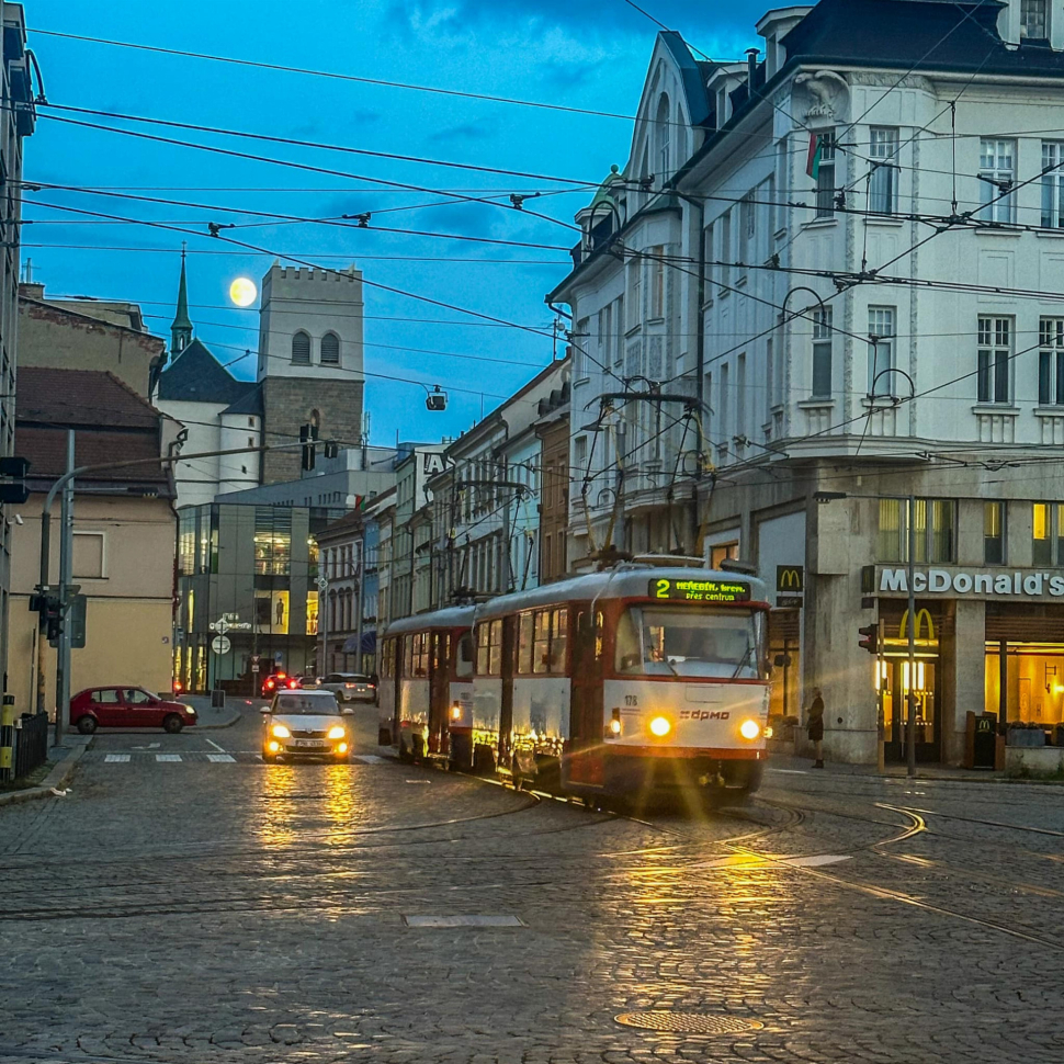 Kvůli nedbalosti řidiče zemřela seniorka, řekl soud