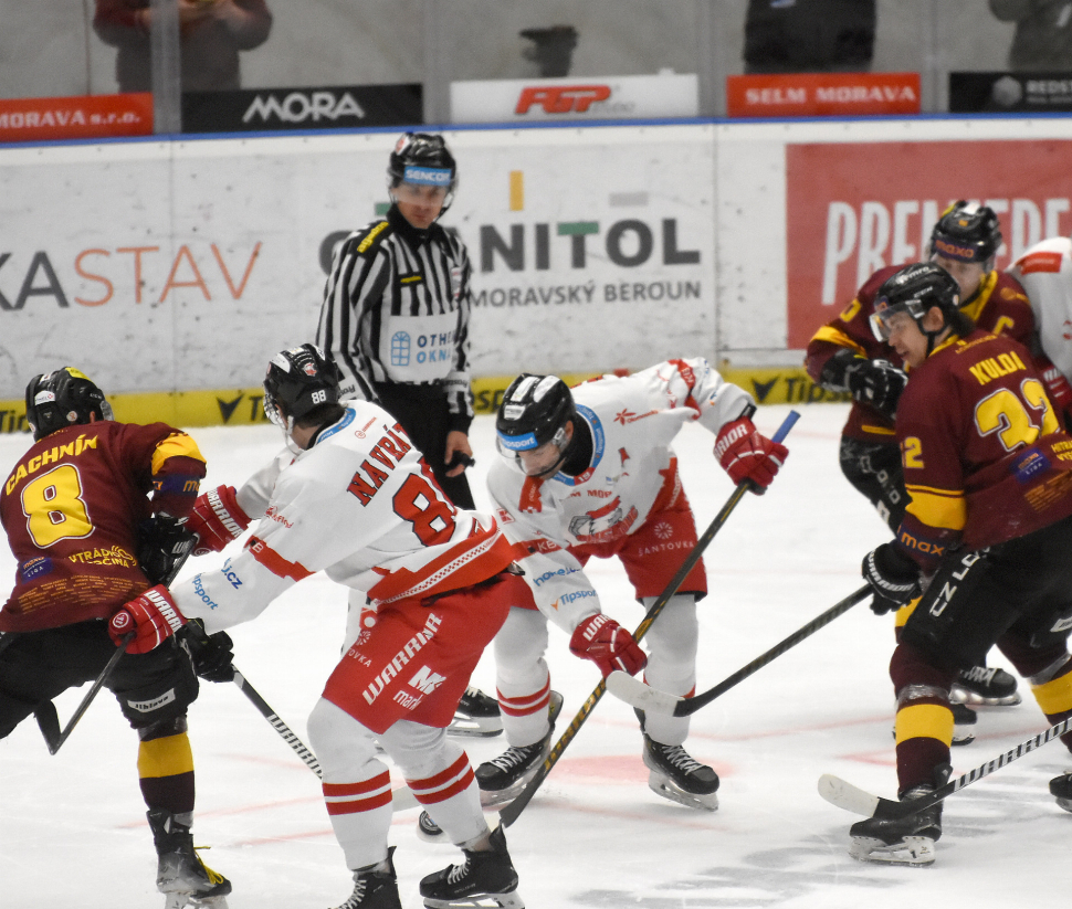 Hokejisté HC Olomouc si opět poradili s Duklou
