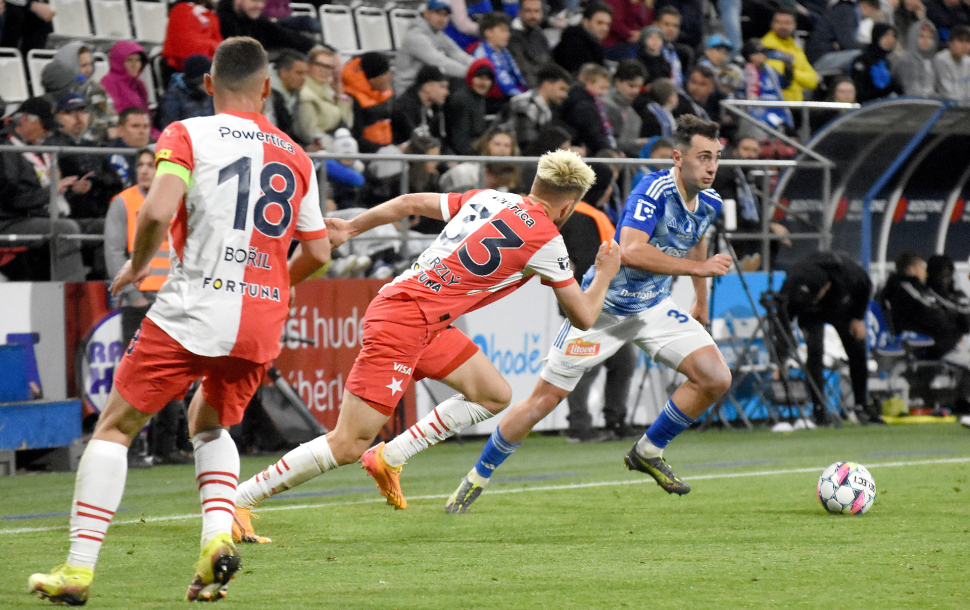 Fotbalisté SK Sigma doma se Slavií s debaklem