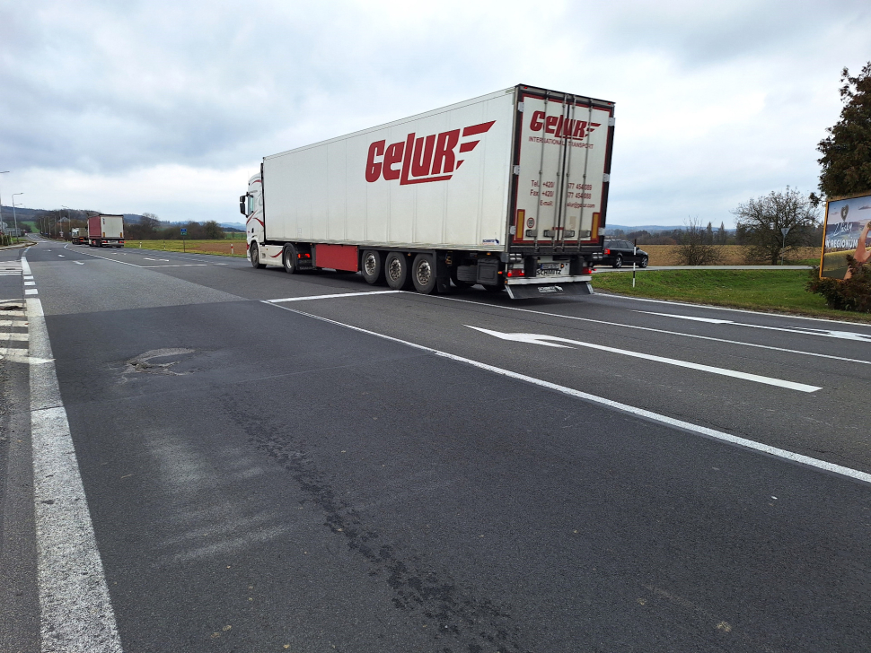 Uzávěra u Mohelnice. Řidiče čeká objížďka přes hory