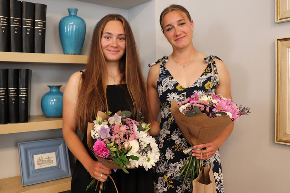 Mladé kanoistky zachránily topící se holčičku